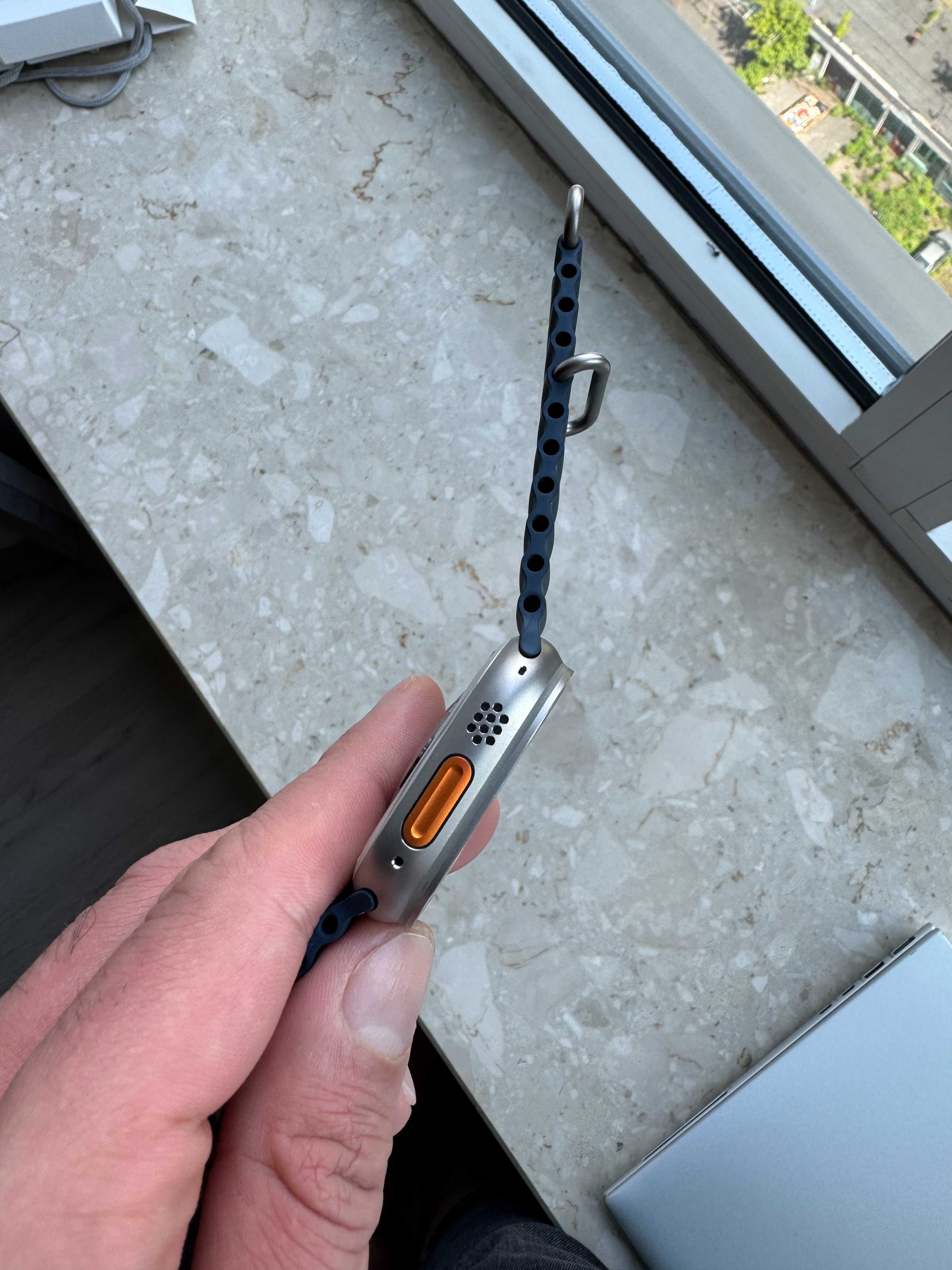 Apple watch ultra 2, battery 100%, no scratches