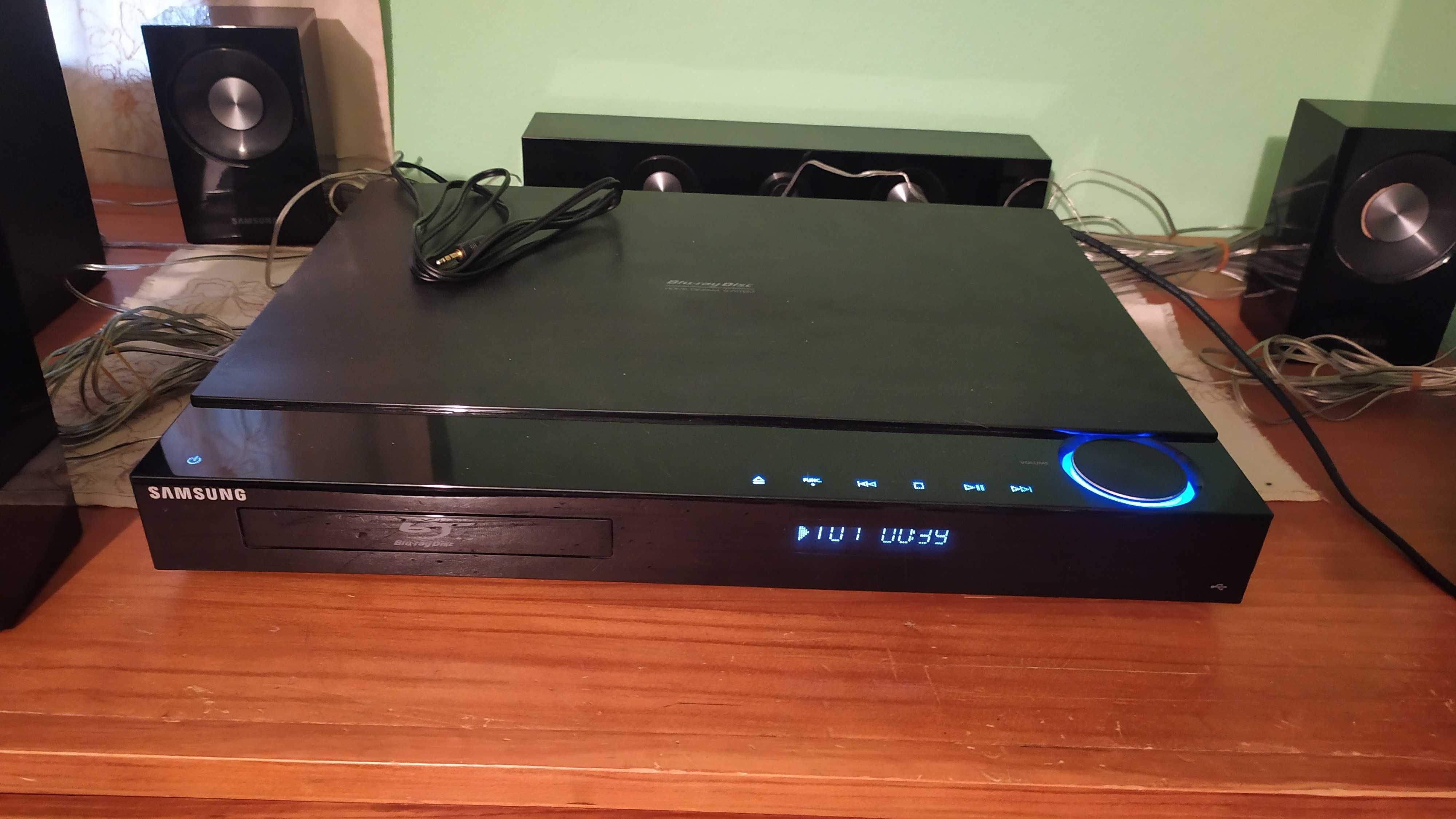 Home cinema Samsung.