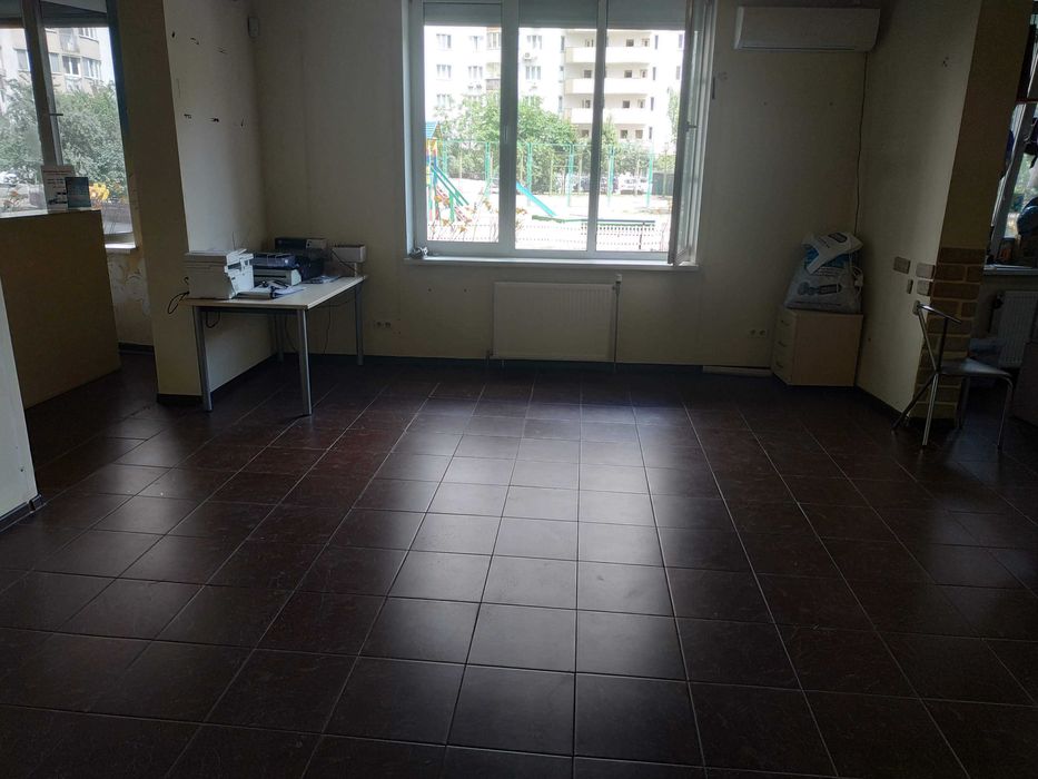 19 та 6 м2 оренда площ вільного призначення 1-й Урлівська/Позняки