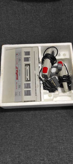 Consola Atlantis - Coleccionadores