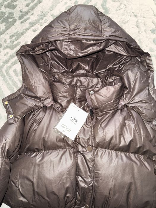 Жіноча куртка шоколадного кольору