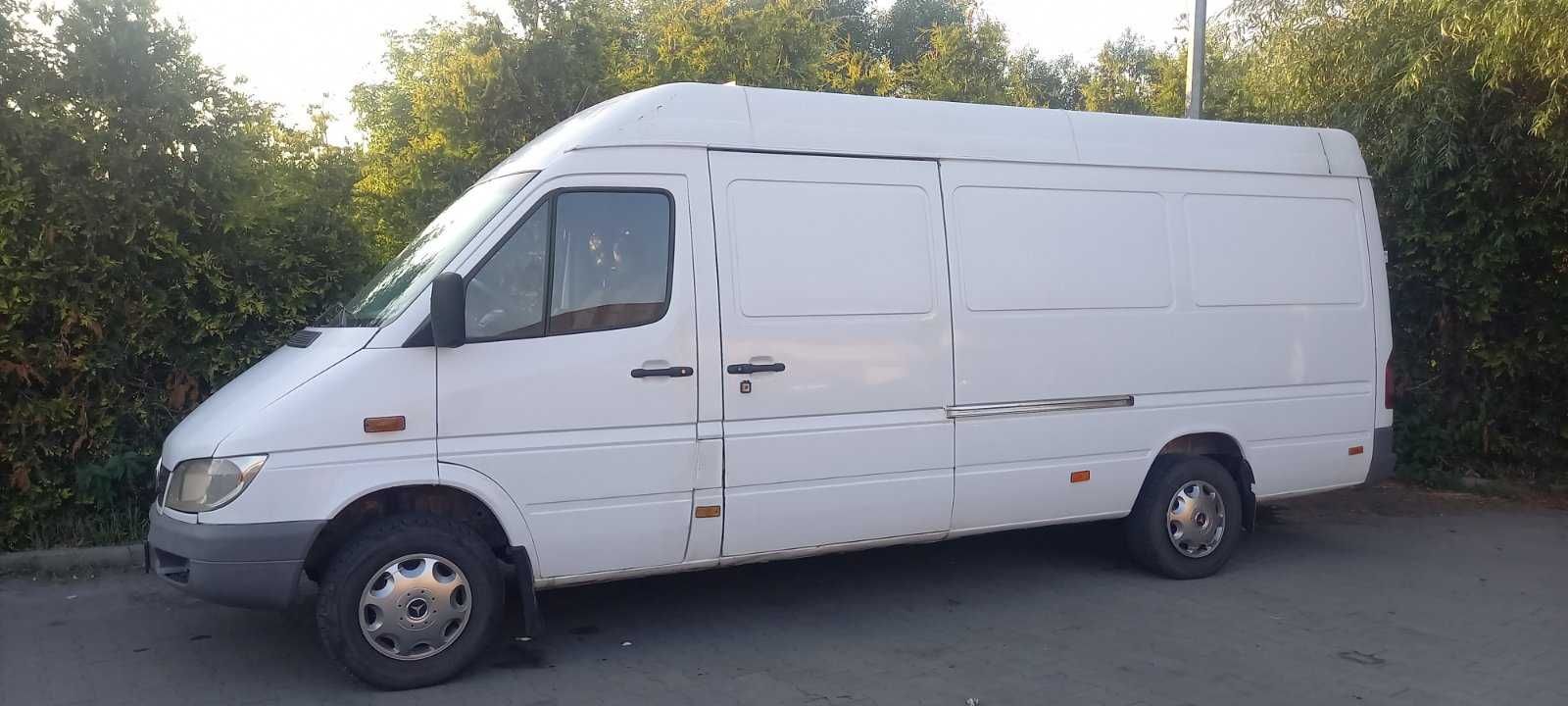 Mercedes Sprinter