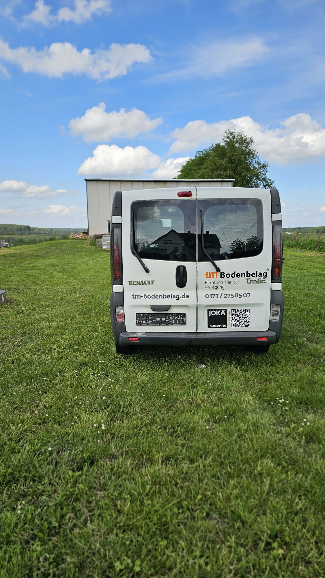 Renault Trafic 1.9 DCI Bus 100KM