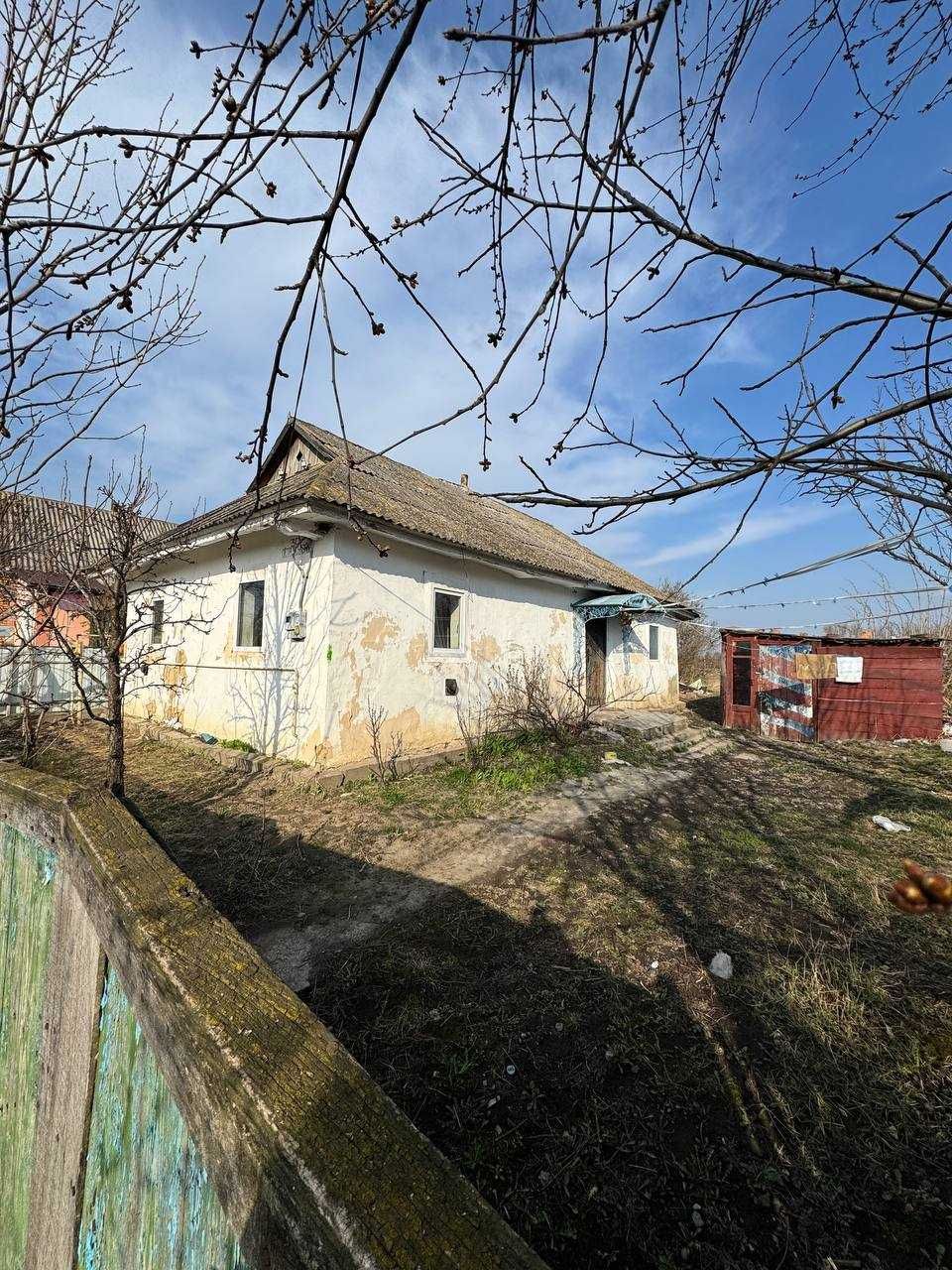 Продаж будинку та 25сот. с. Пирогівці Хмельницької обл.