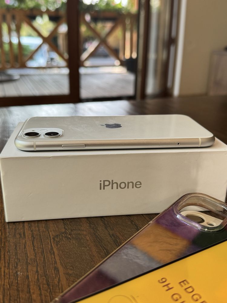 iPhone 11 Biały