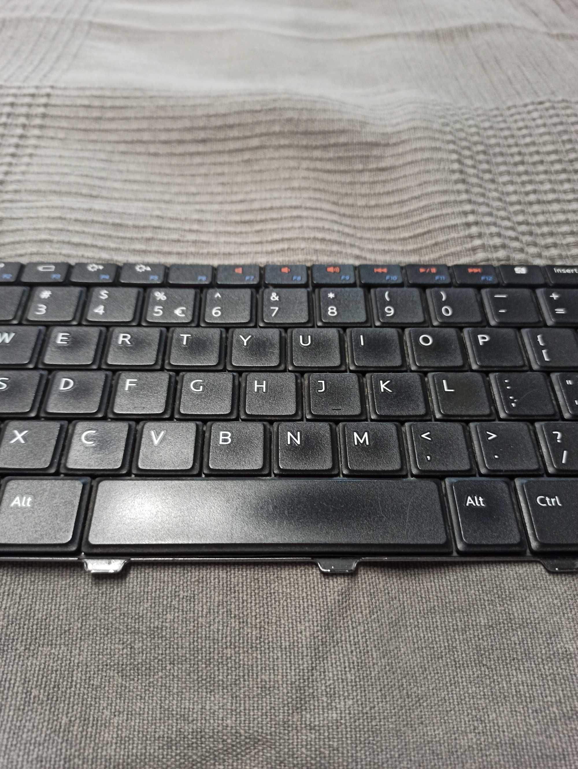 Klawiatura laptop DELL Inspiron N5010 / 15R model keyboard notebook