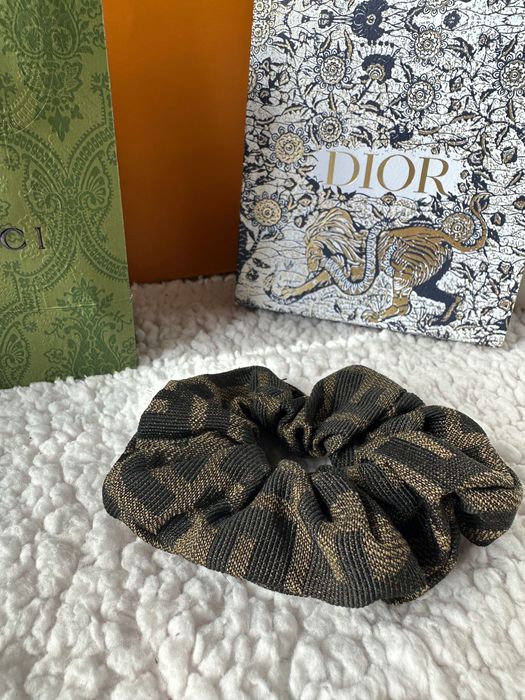 Gumka do włosów Fendi nowa Logo