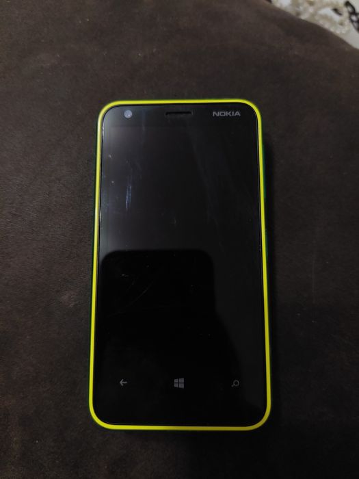 Терміново! Продам телефон Nokia Lumia 620