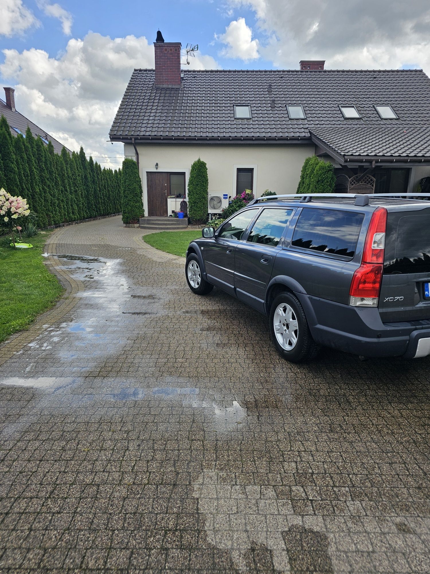 Volvo xc 70  2005r  2.5 b/g manual