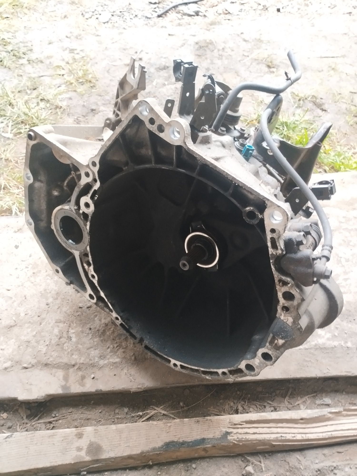 КПП Коробка передач МКПП Роздатка Nissan X-Trail T30 2.0 бензин 4WD