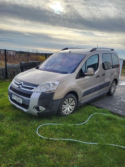 Citroen Berllingo XTR 90 KM Hak bez PDF