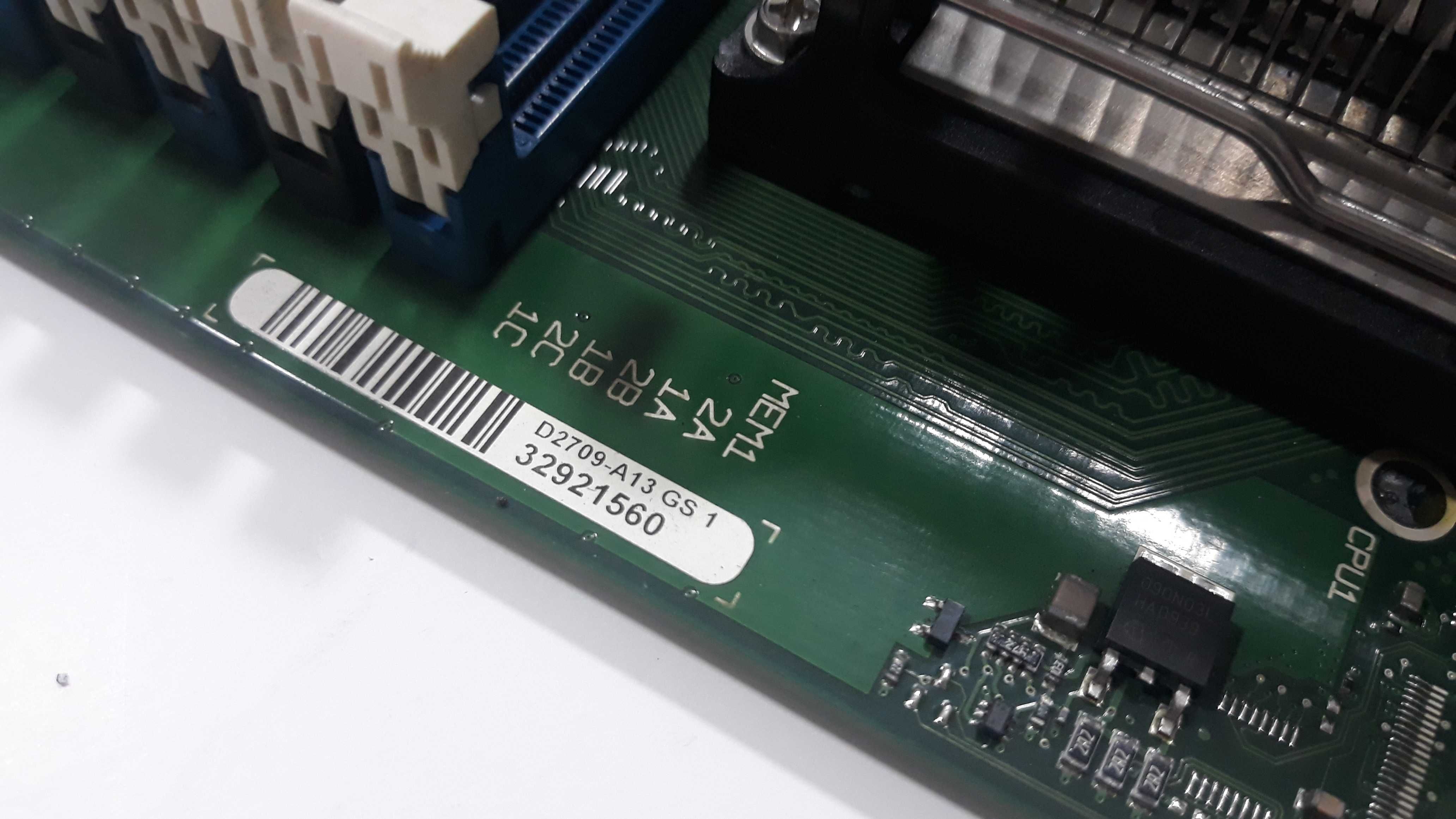 Servidor Fujitsu Primergy TX200 S5 (Componentes - Peças)