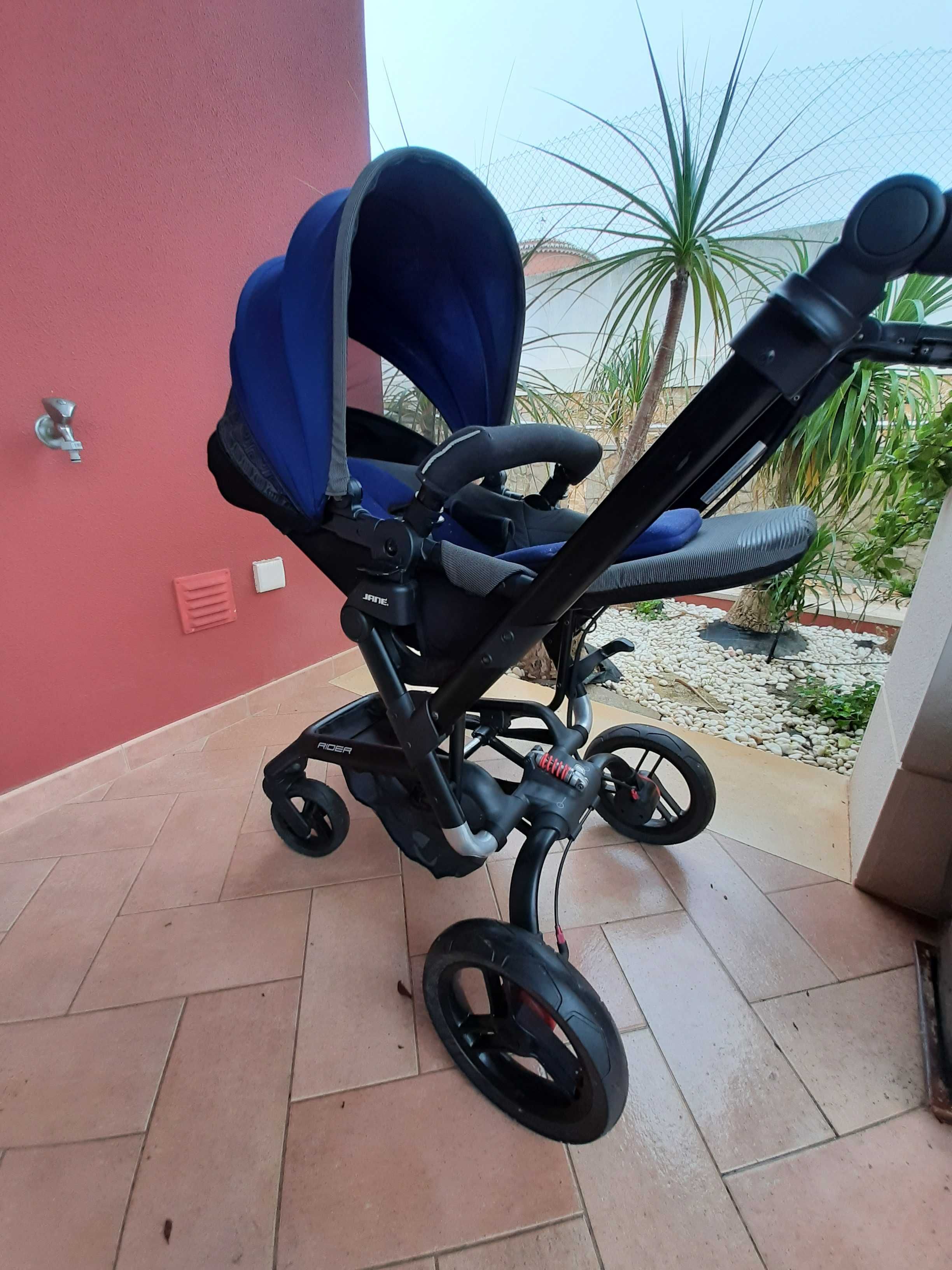 Carrinho bébé JANÉ