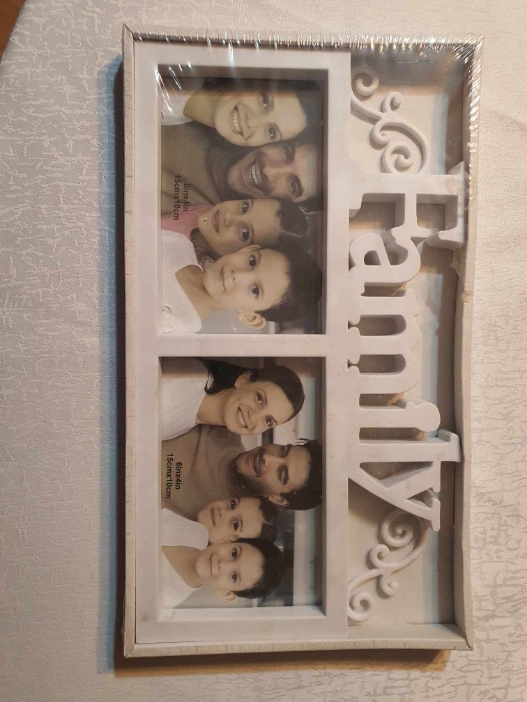 Biała ramka plastikowa na zdjęcia family