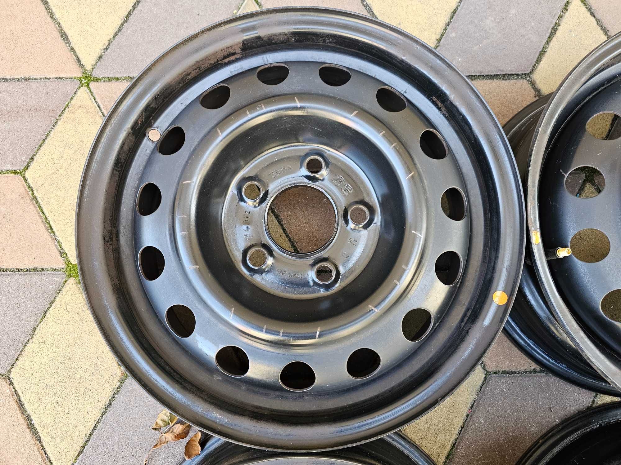 Диски оригінальні для Kia Ceed, Hyundai i30, Elantra R15 5x114,3