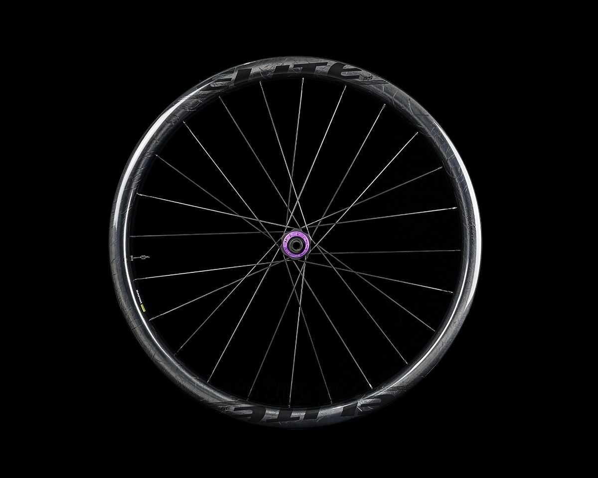 Zestaw kół gravelowych ELITEWHEELS MARVEL G35, SHIMANO HG czarno-białe
