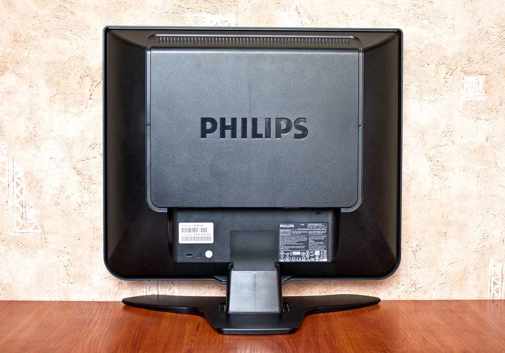 Монитор Philips 190C8 19" (VGA/DVI) под РЕМОНТ (мигает, не включается)