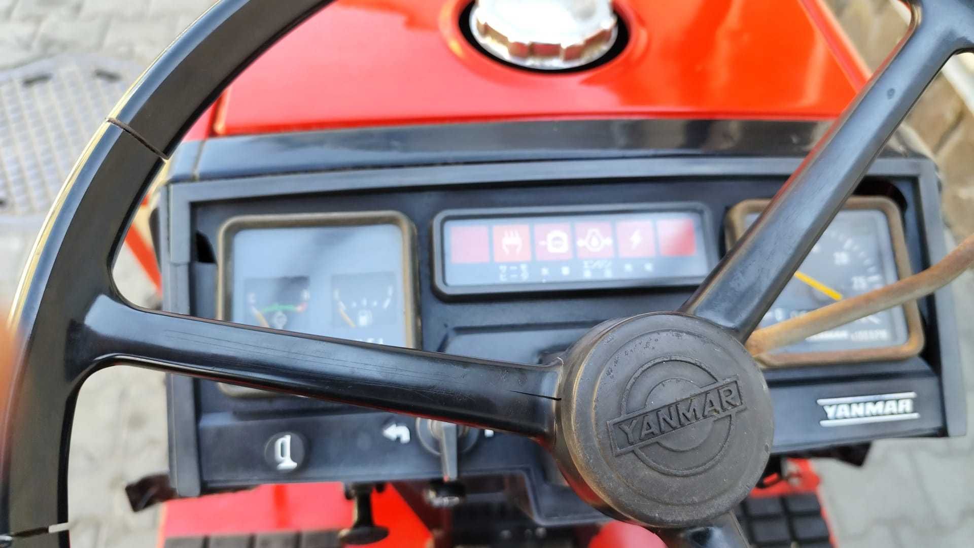 Japoński traktorek Yanmar F15D z glebogryzarką 4x4 15 km