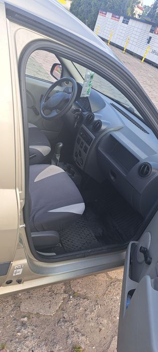 dacia logan 14.l benz supr stan 2009r