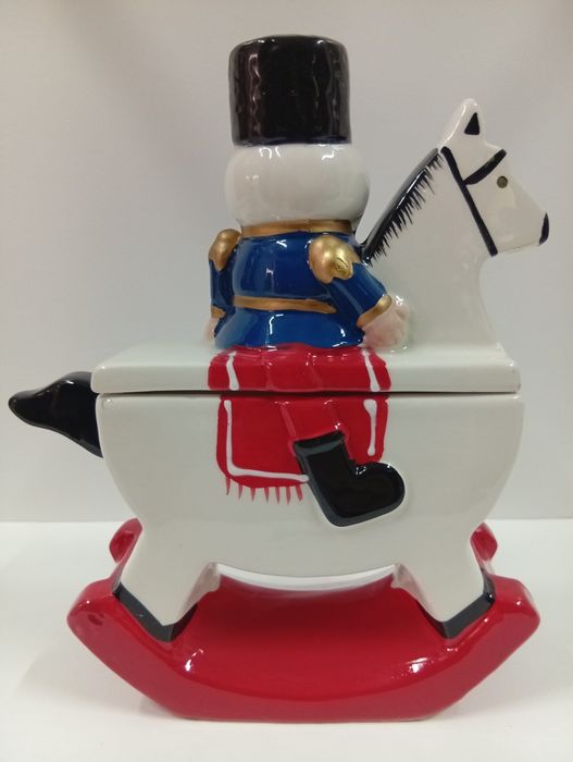 Bomboneira em porcelana