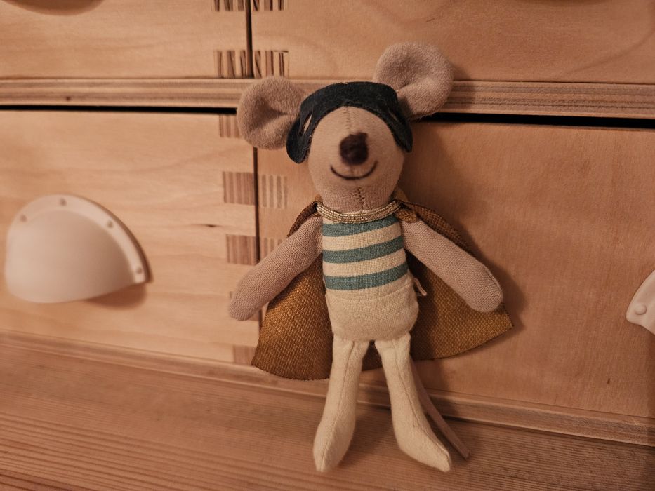 Myszka Maileg Brat bohater Super hero Little Brother