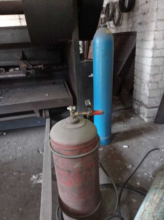 Продам баллоны б/у