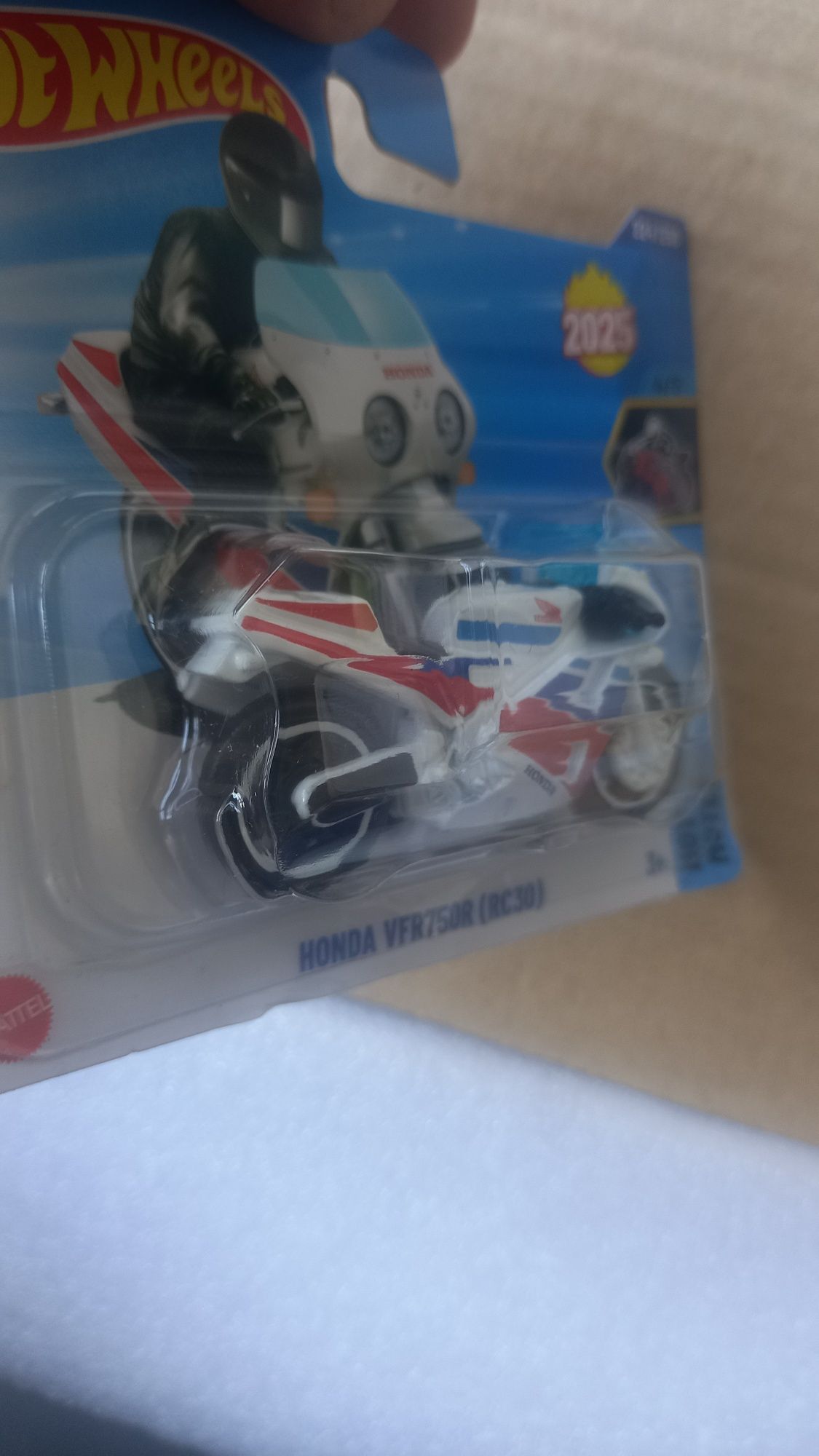 Honda vfr750r rc30 hot wheels
