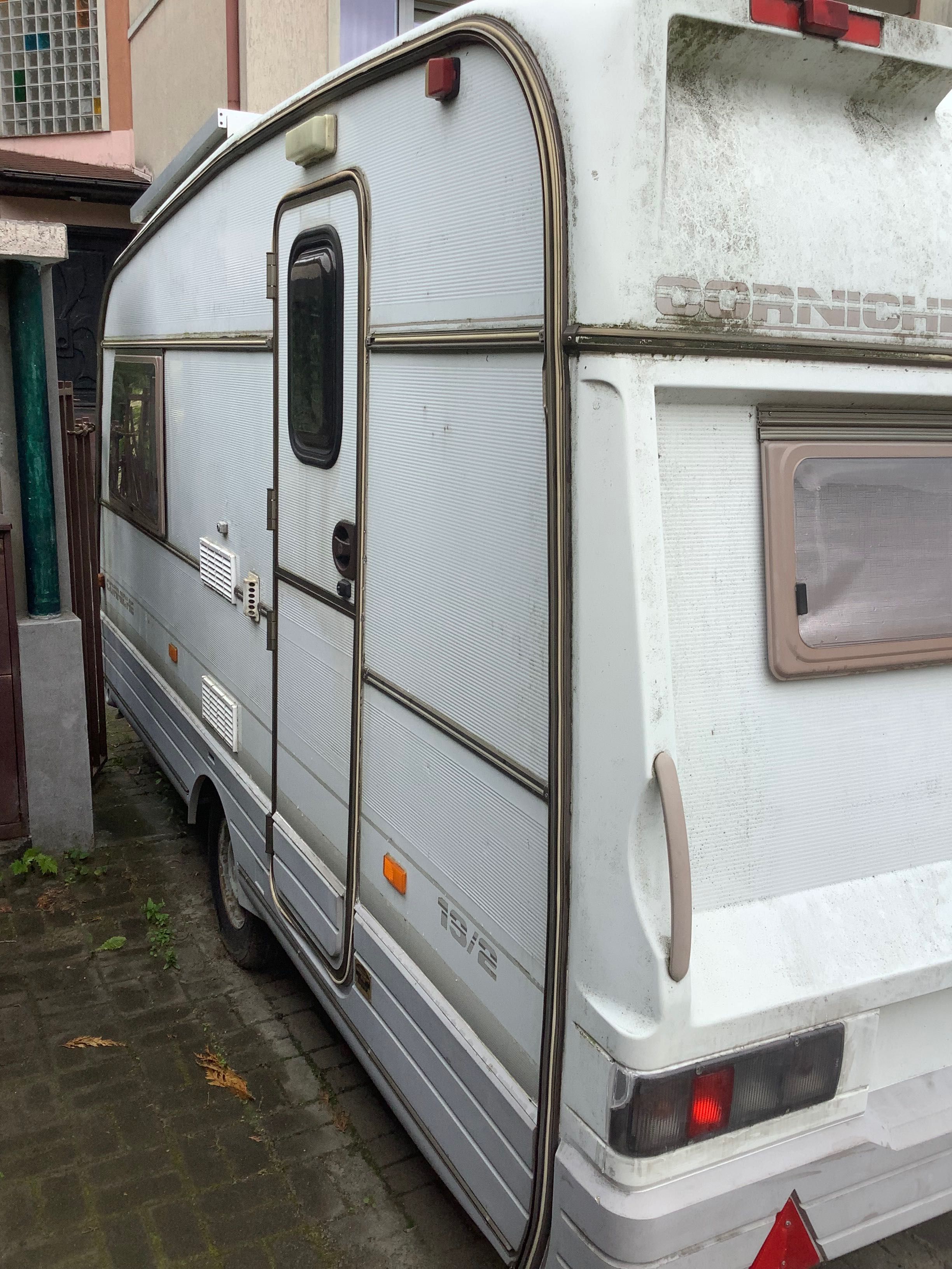 Przyczepa Swift kempingowa 10letnia stan dobry