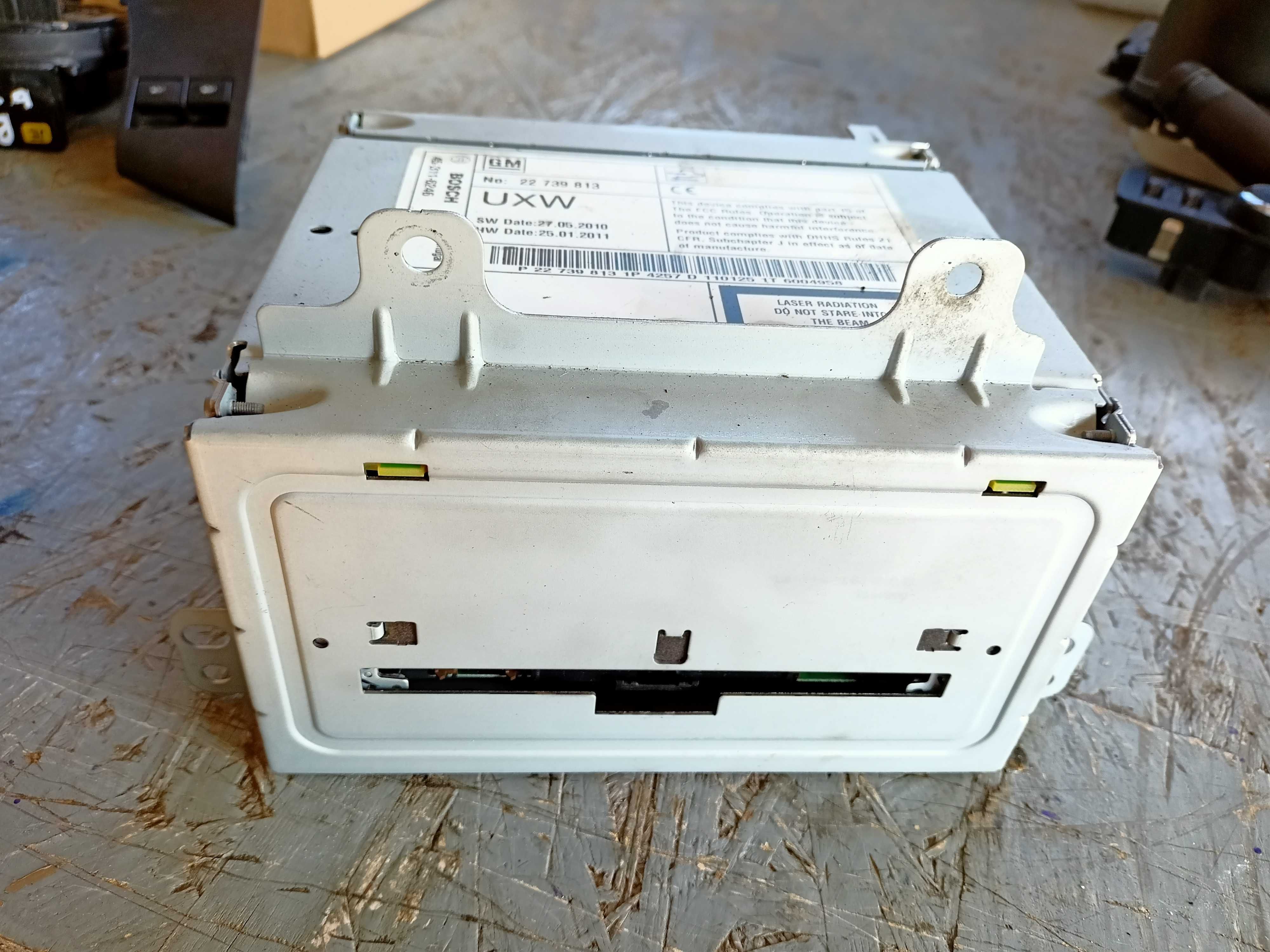 radio nawigacja 22.739.813 Opel Astra J komplet