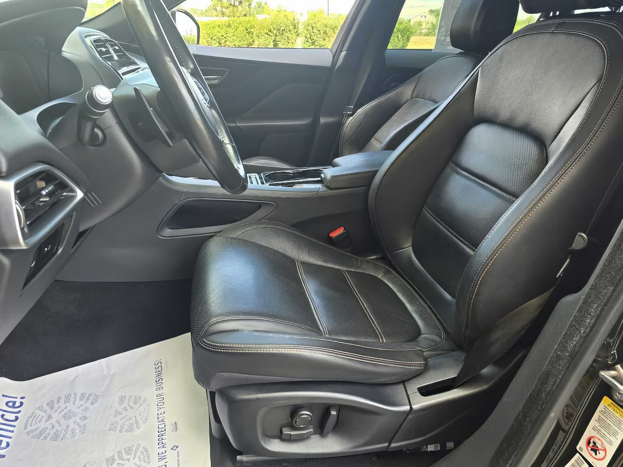 2017 Jaguar F-PACE 20d Prestige