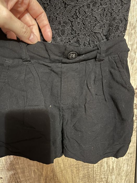 Kombinezon dla dziewczynki 98/104 cm.