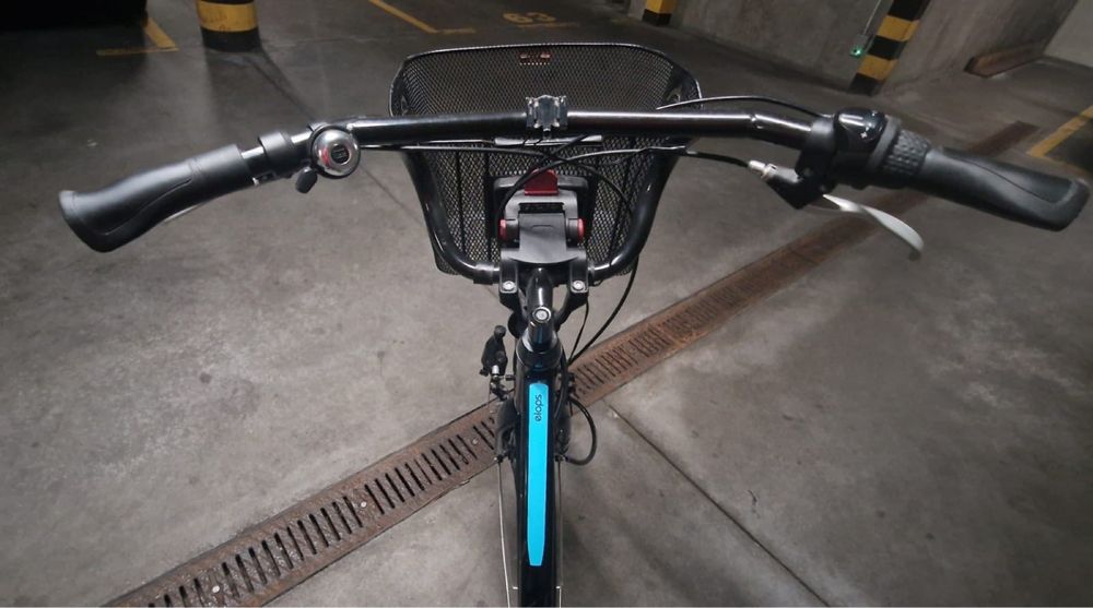 Rower miejski Dechatlon model B’TWIN ELOPS 5 kask gratis