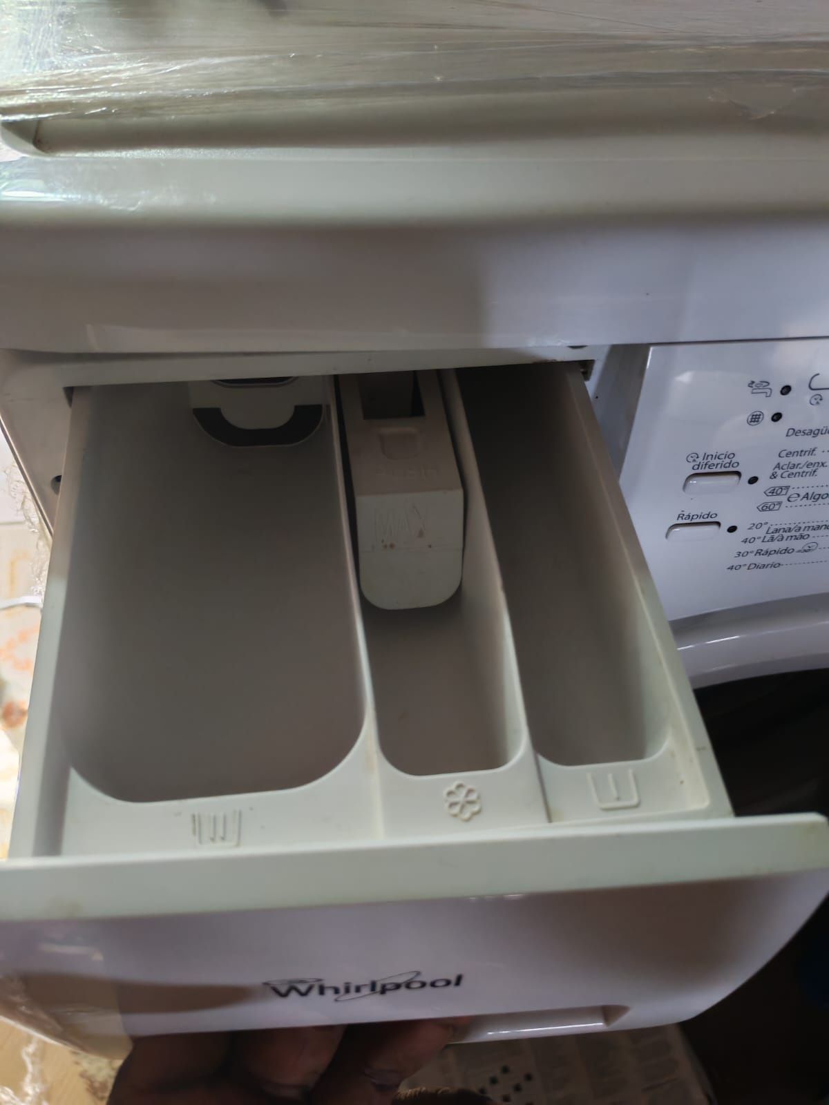 Máquina de lavar roupa Whirlpool