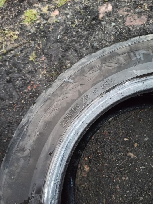 2 opony letnie Vredestein 225/55 16 7mm.
