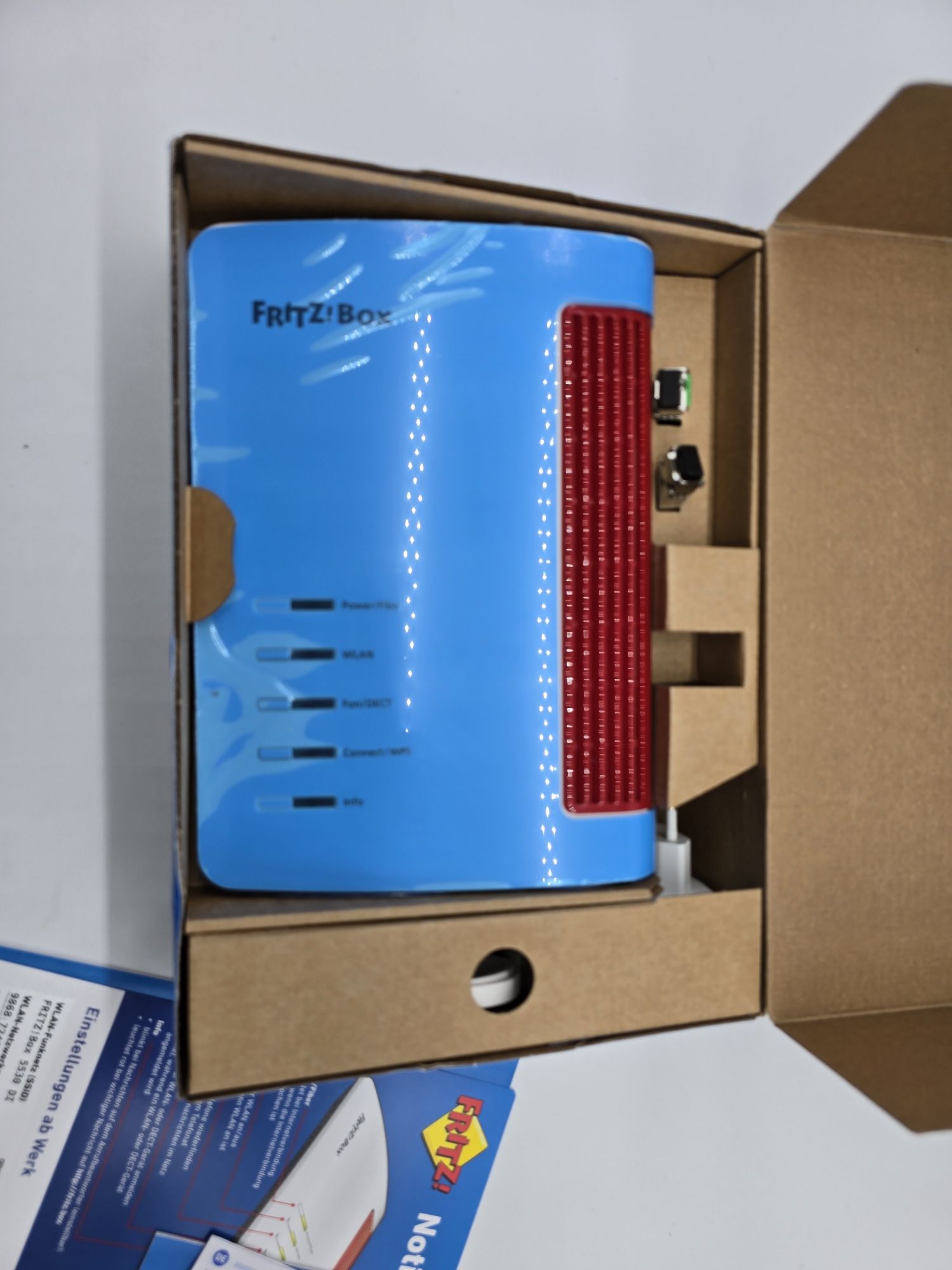 Router dualband WiFi 6 Fritz!box 5530 Fibra novo