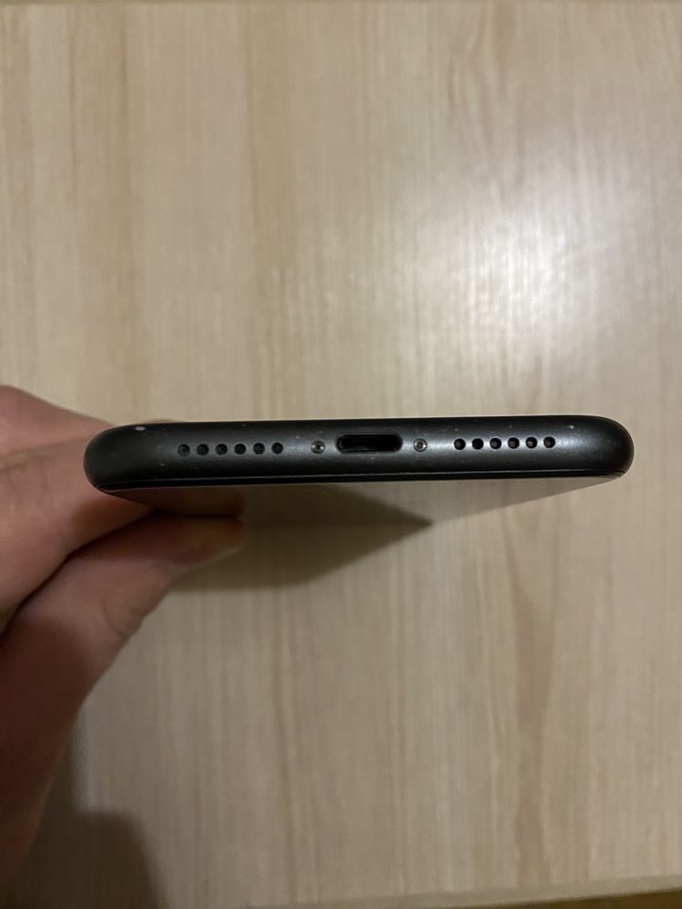 Iphone 11 64 GB Black Neverlock