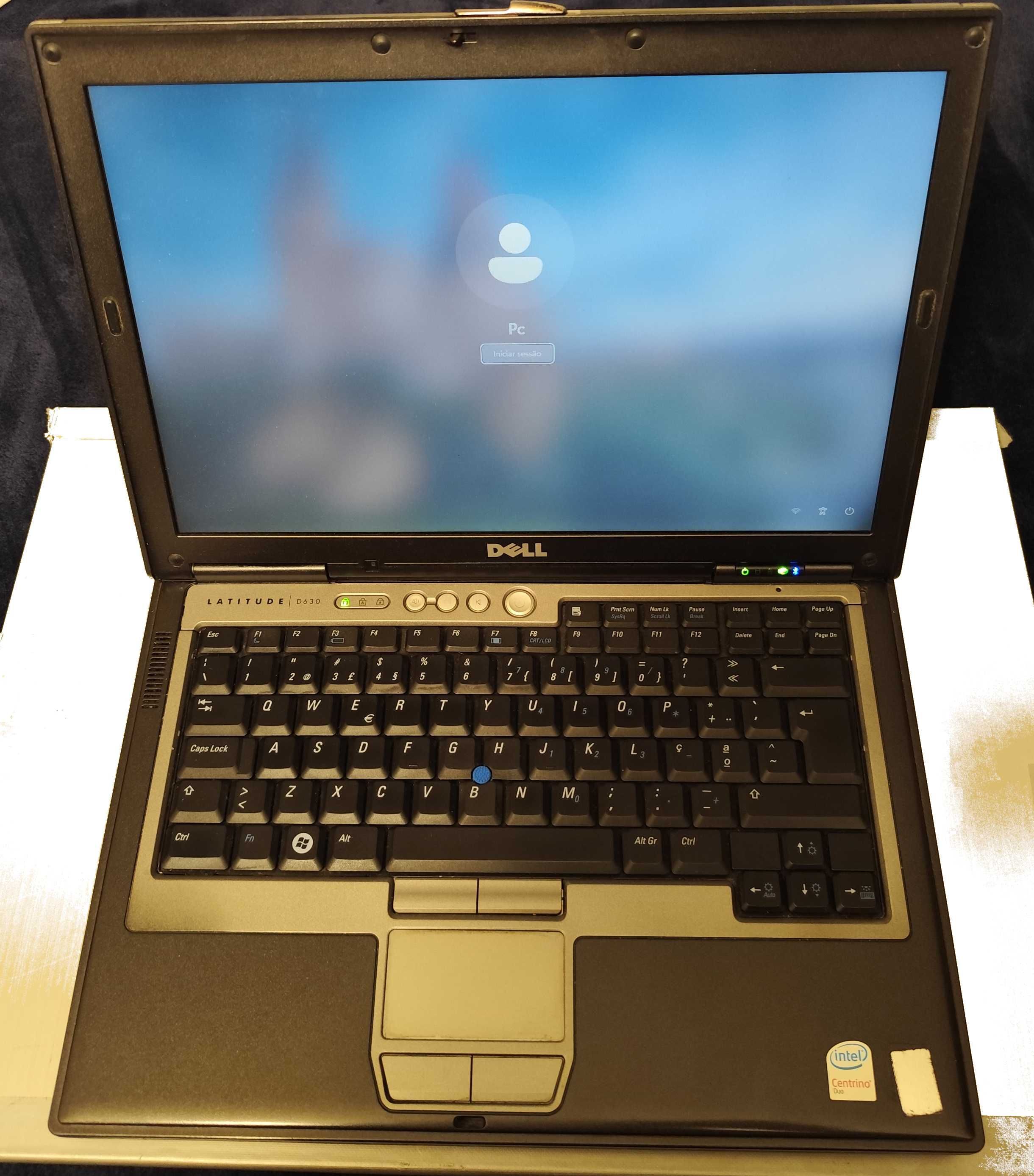 Portátil Dell D630 - T7700 - 4Gb - 120gb SSD - 2 baterias