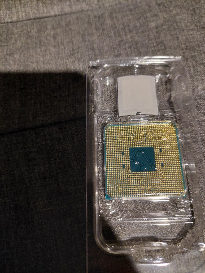 Procesor AMD Ryzen 5 2400G
