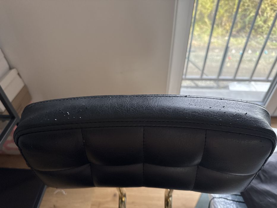 Krzesła kosmetyczne