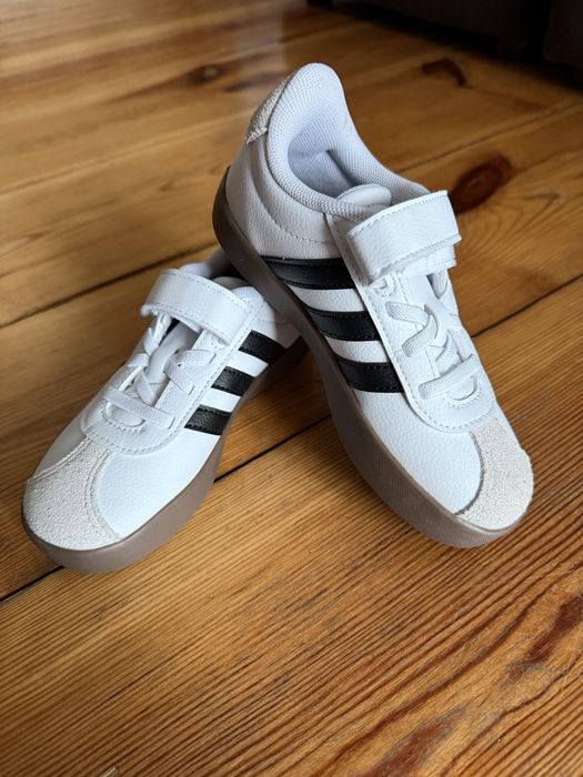 Buty dzieciece ADIDAS rozm. 30 NOWE