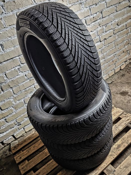 205/55r16 Pirelli | 2022 | 6mm | Преміум шини | Комплект/4шт