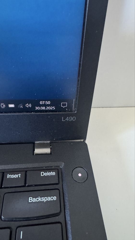 Lenovo l490 i5 8gen 8gb 256nvme 14 FH ips Wifi hdmi usb C Windows 10/1