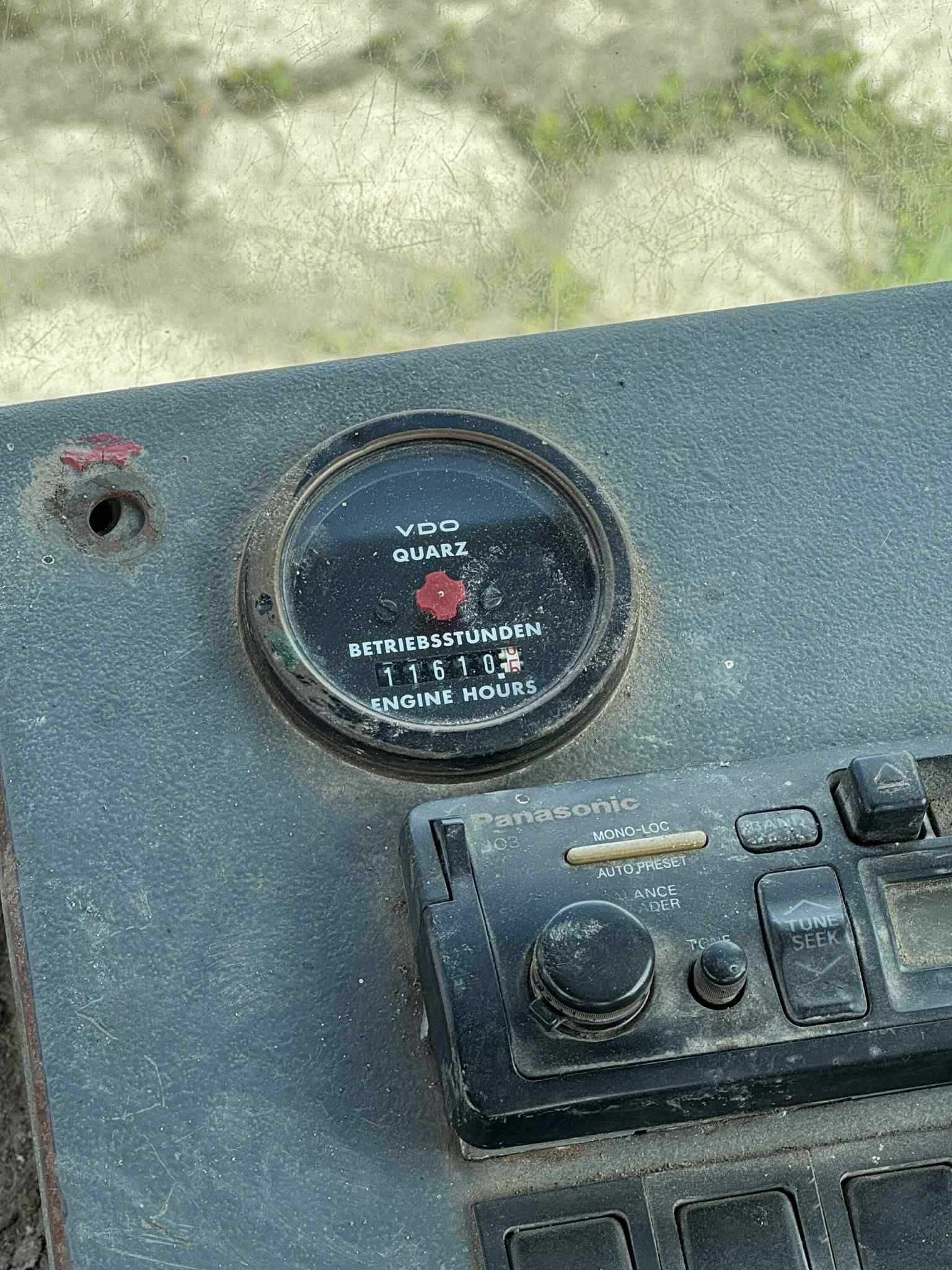 Spycharka HANOMAG D580E