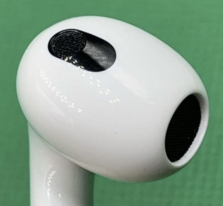 Apple AirPods 3rd Generation Left   Original A2564