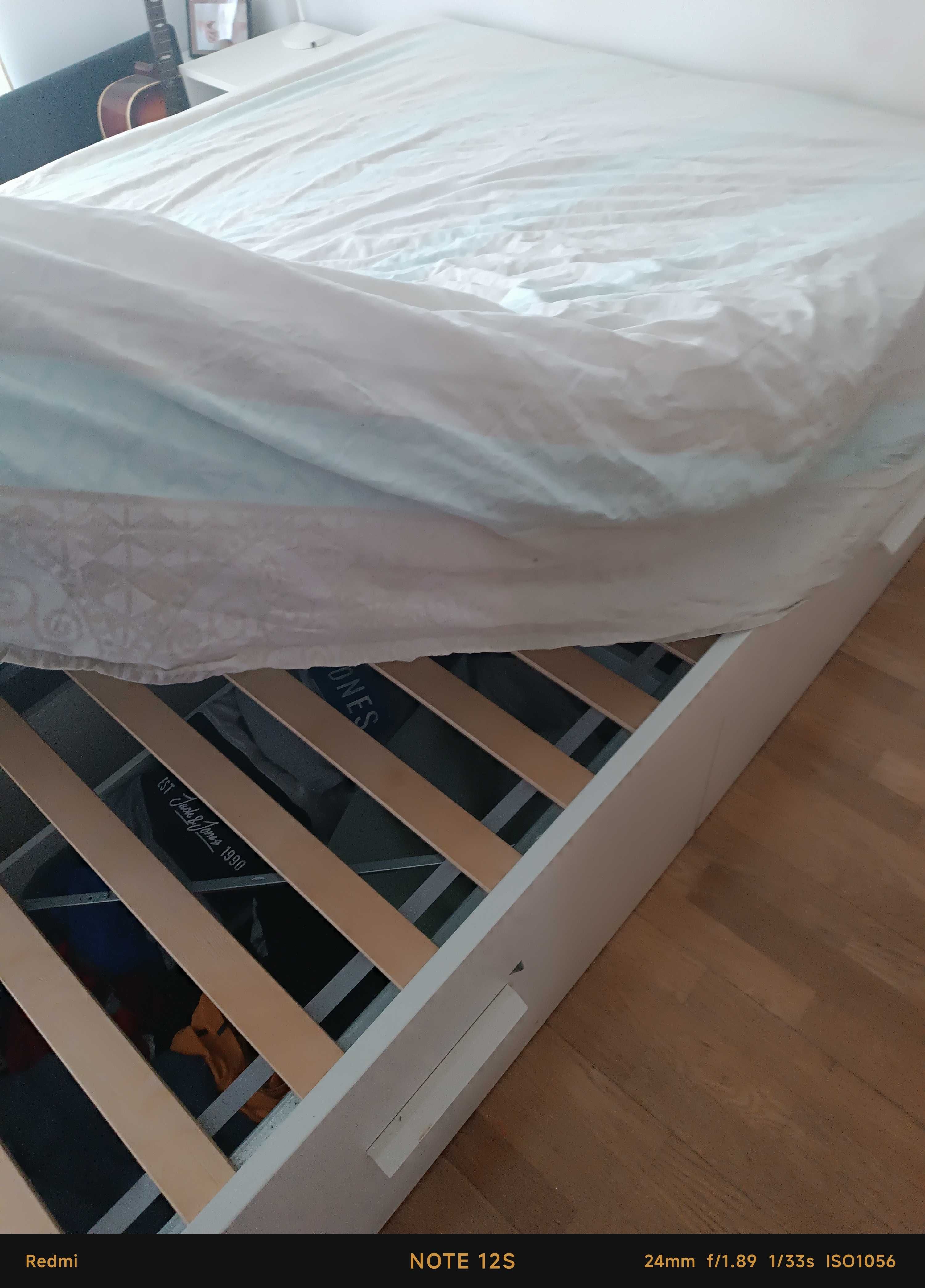Cama casal IKEA c/ estrados