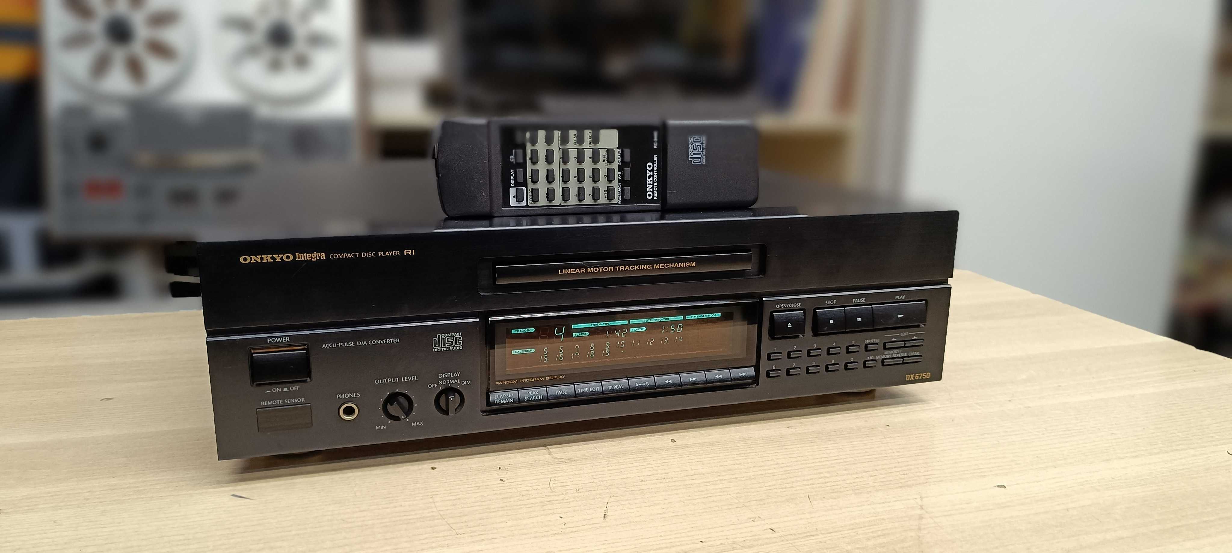 CD програвач Onkyo DX-6750 (Рв.)