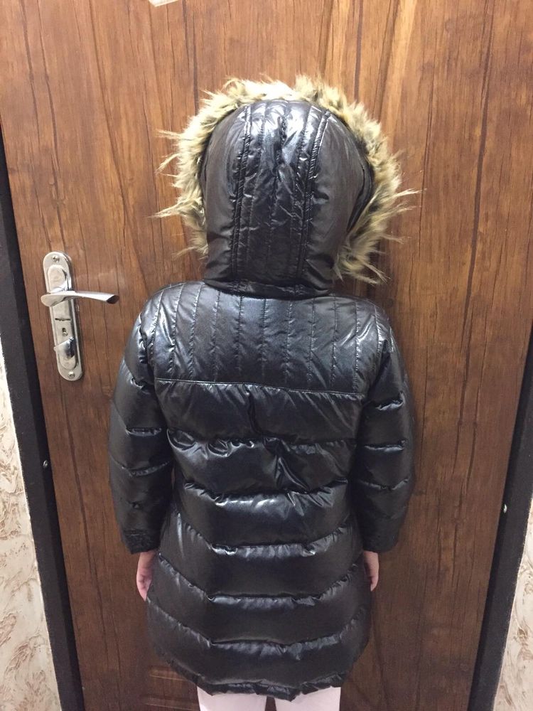 Куртка /пуховик на дівчинку 6 років