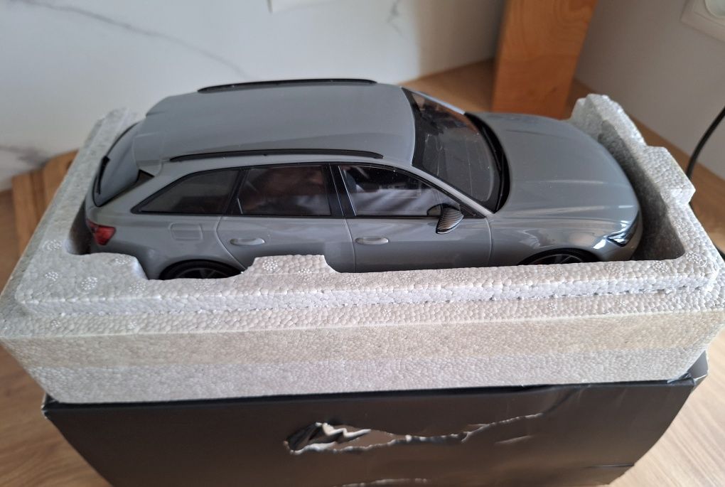 Audi RS6 C8 Nardo Grey! Minichamps! Skala 1:18! Nowy!