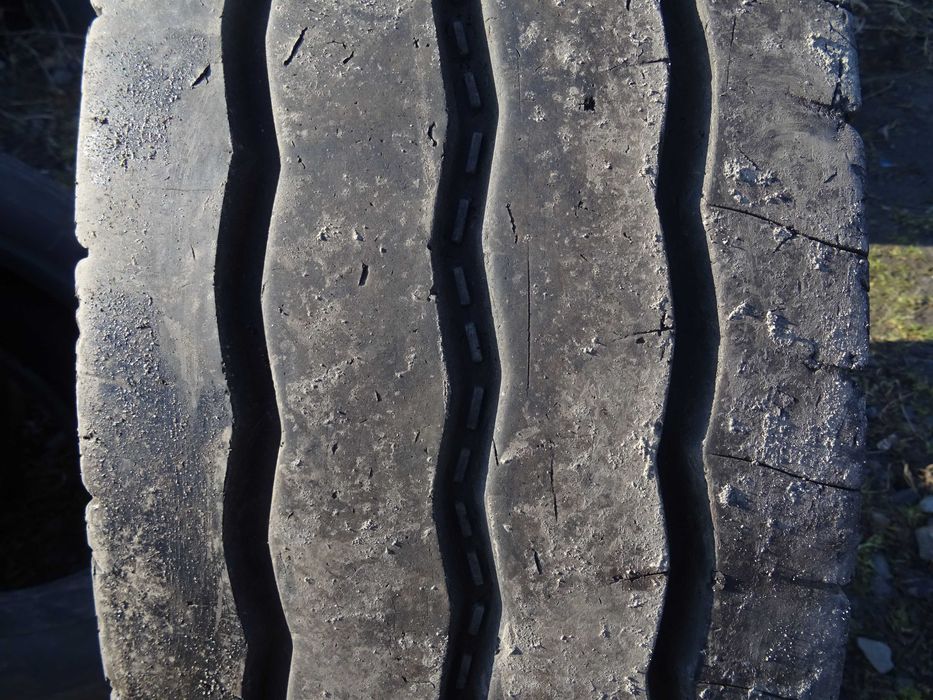 opona 13R22.5 Goodyear Omnitrac S ( 800 netto)