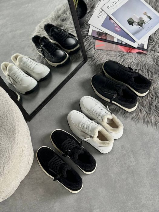 Теплі шкіряні , замшеві кросівки на хутрі, білі, чорні